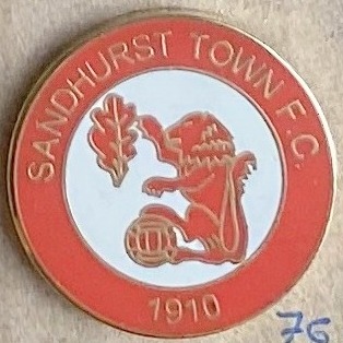 SANDHURST TOWN_2