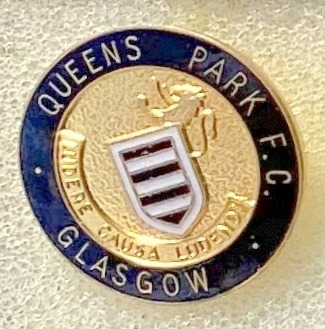 QUEENS PARK_FC_002