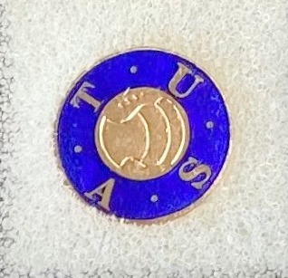 TORQUAY UNITED_BH_04