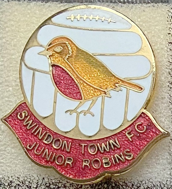 SWINDON TOWN_SC_06