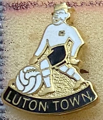 LUTON TOWN_FC_17